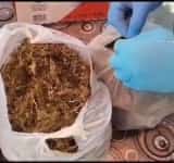 Suspect de trafic de droguri, prins în... trafic cu trei kilograme de cannabis în autoturism