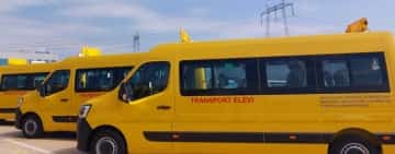 Patru localități din Prahova au primit microbuze noi pentru transportul elevilor