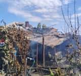 Intervenție a pompierilor pentru stingerea unui incendiu, în comuna Berceni, lângă Ploiești