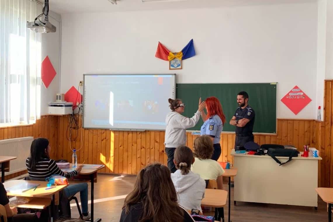 Campanie a polițiștilor prahoveni pentru un ”viitor fără umbre”