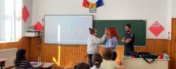 Campanie a polițiștilor prahoveni pentru un ”viitor fără umbre”