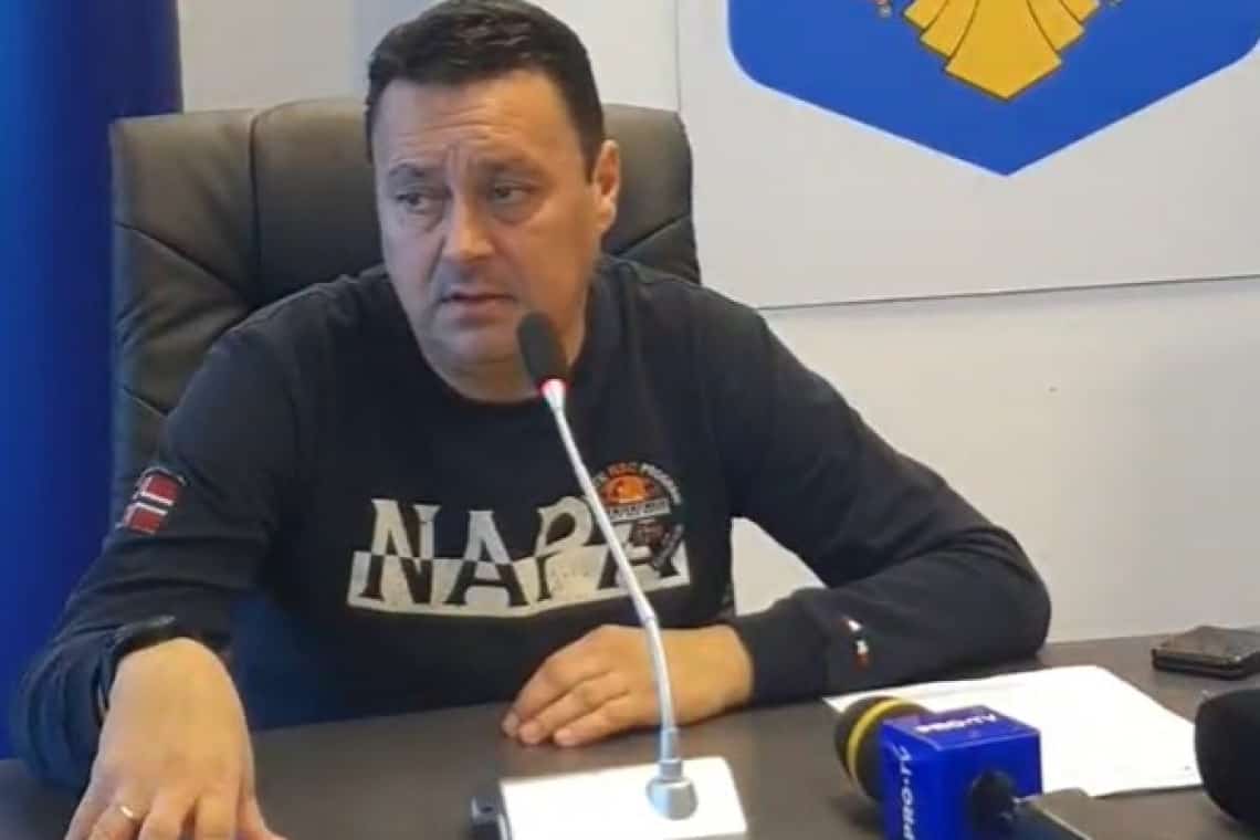 Scandalul lipsei apei calde din apartamentele ploieștenilor a ajuns la DNA Central. Primarul Volosevici, chemat la audieri în calitate de martor