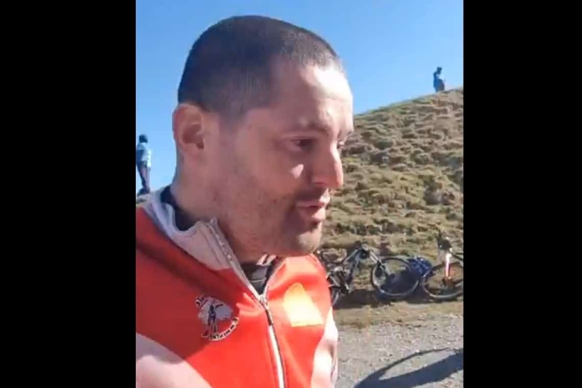 Un împătimit al mountain bike-ului și sporturilor de iarnă a decedat în urma unui accident produs în pasajul pietonal din stația CF Azuga