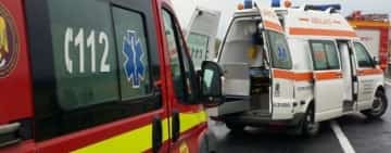 O adolescentă de 15 ani, lovită de un autoturism pe trecerea pentru pietoni, pe DN1B, în Valea Călugărească