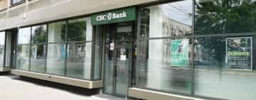 Pompierii au fost solicitați la o sucursală CEC Bank din Ploiești, unde au fost probleme la un aparat de aer condiționat 