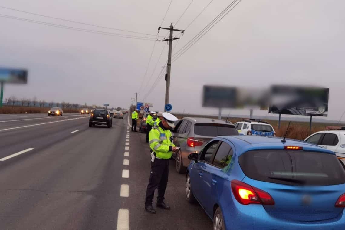 Polițiștii prahoveni de la Rutieră, la vânătoare de șoferi bețivi și drogați, pe DN1B