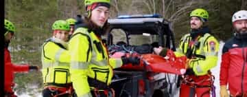 Model internațional, alături de salvamontiștii prahoveni și de cățelul Carp, într-o poveste impresionantă despre alegeri și provocări în viață. La TVR1, de la ora 22.30!