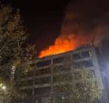 Incendiu puternic într-un hotel din Ploiești. Mai multe persoane s-au autoevacuat
