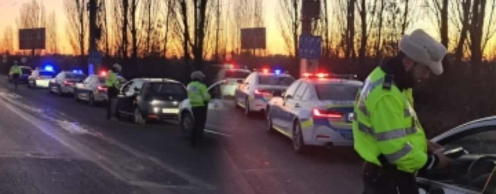 Polițiștii prahoveni de la Rutieră, acțiune pe DN1, vineri dimineață