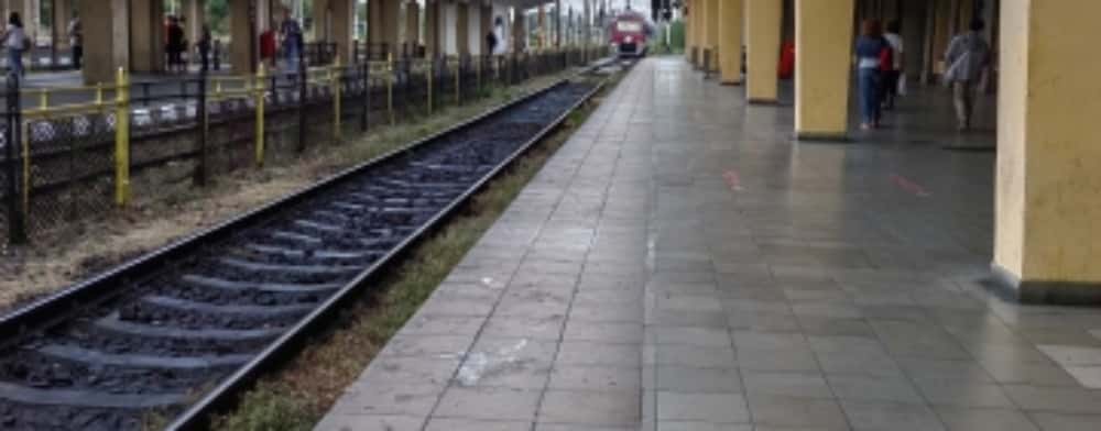 O femeie a fost accidentată mortal de un tren, în stația Ploiești Sud