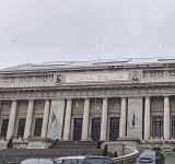 Palatul Culturii din Ploiești se degradează pe zi ce trece, în așteptarea consolidării și restaurării promise de Iulian Dumitrescu, președintele Consiliului Județean Prahova