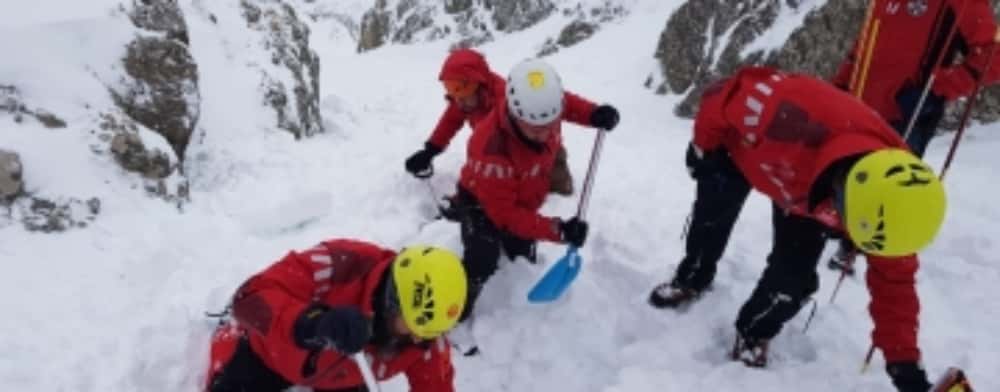 De astăzi, Serviciul Public Județean Salvamont Prahova a preluat formația locală Salvamont Bușteni