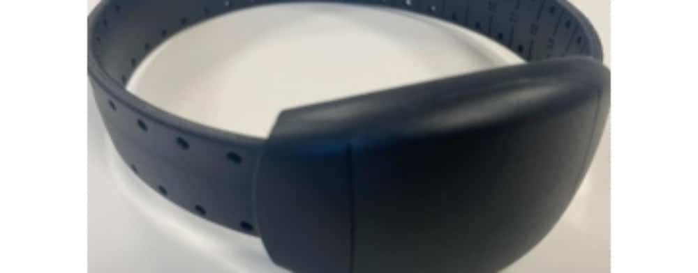 Un bărbat din comuna Șirna, primul prahovean ”beneficiar” de brățară electronică de monitorizare. Împotriva lui s-a emis ordin de protecție, după ce și-a bătut părinții