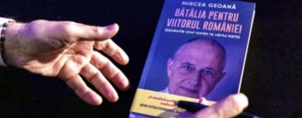 Mircea Geoană vine astăzi la Ploiești. Lansează volumul „Bătălia pentru viitorul României. Gândurile unui român la vârful NATO"