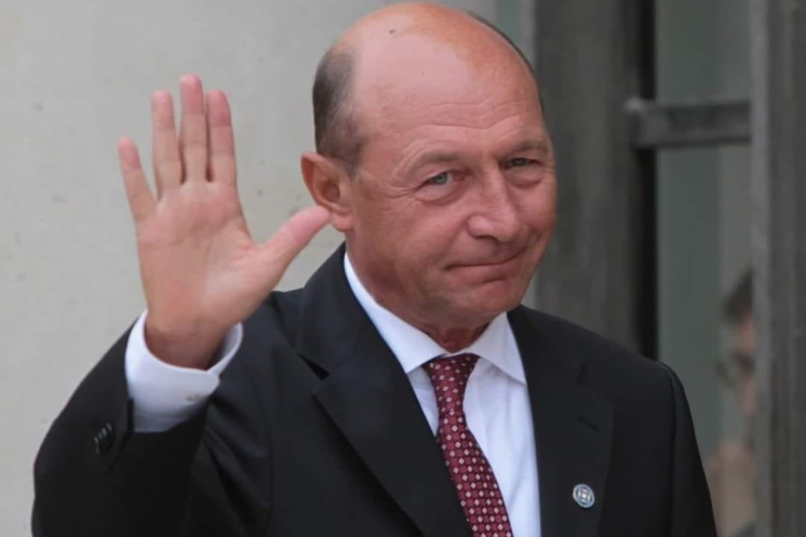 Traian Băsescu (72 de ani), internat la Spitalul Militar din Capitală