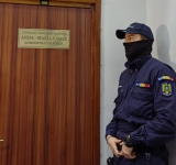 Perchezițiile de la Consiliul Județean Prahova sunt încă în derulare, la circa 10 ore de la venirea anchetatorilor