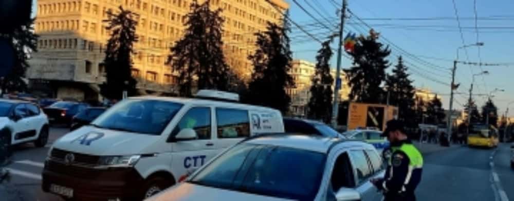 Acțiune rutieră pe drumurile din județul Prahova, joi seară