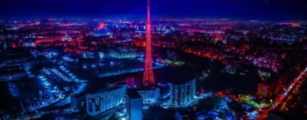 Zeci de clădiri din țară vor fi iluminate în roșu, de Ziua Europeană 112. Niciuna nu se află în județul Prahova