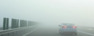 Vizibilitate scăzută în trafic pe autostrada A3, pe raza județului Prahova, duminică dimineață