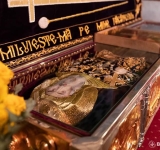 Moaștele Sfântului Cuvios Dimitrie cel Nou vor fi aduse la Biserica ”Sfinții Voievozi” din Urlați. O procesiune impresionantă va avea loc pe 12 martie