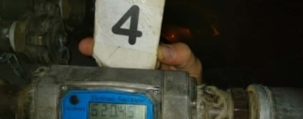 Jandarmii au prins în flagrant un bărbat care ”transfera” 620 de litri de GPL dintr-o cisternă în alta