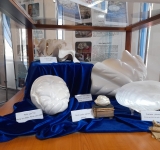 Sunteți în Sinaia în aceste zile? Mergeți și la muzeul din parcul central al orașului, să vedeți expoziția de perle și sidef!