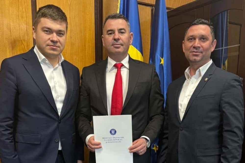 Primarul social-democrat al comunei Râfov, Paul Costin Cazanciuc, a semnat contractul de finanțare pentru rețeaua de gaze a localității