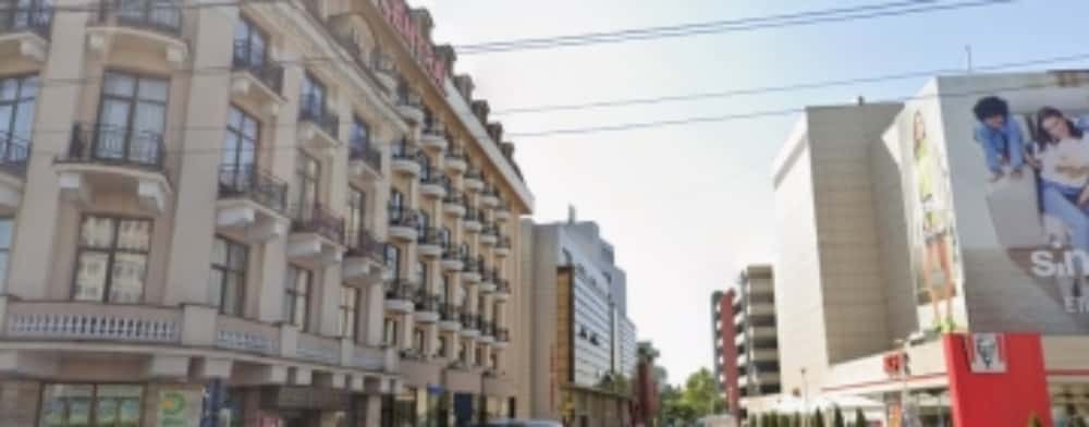 Ploiești/ Strada dintre Hotelul Central și Winmarkt Omnia va fi închisă câteva ore, joi, 21 martie