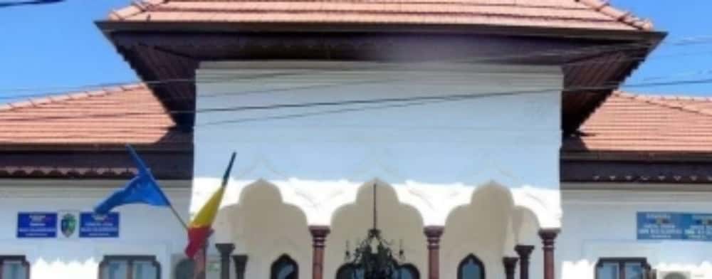 Primăria Valea Călugărească a încheiat ÎNTR-UN MINUT patru contracte de consultanță cu o singură firmă, la valoarea unui apartament!