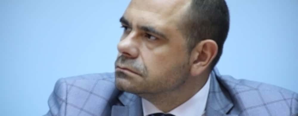 Emil Drăgănescu este noul prefect al județului Prahova, după retragerea lui Virgiliu Nanu (PSD), care candidează la funcția de șef al Consiliului Județean