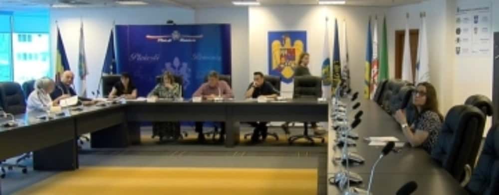 Circ cu iz electoral și dictatură liberală în Consiliul Local Ploiești. Președintele de ședință, Iulian Bolocan (PNL), i-a interzis să vorbească primarului Andrei Volosevici