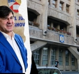 Călărășeanul Dumitru Tudone a reușit să dezbine Prahova! Cum își bate joc de prahoveni înlocuitorul inculpatului Iulian Dumitrescu