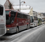 550 de copii din Sinaia merg în ”Excursia Anului”. 12 autocare pleacă sâmbătă spre Capitală