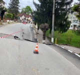 Ce măsuri s-au luat în cazul surpării străzii din Slănic, în urma ședinței Comitetului Județean pentru Situații de Urgență