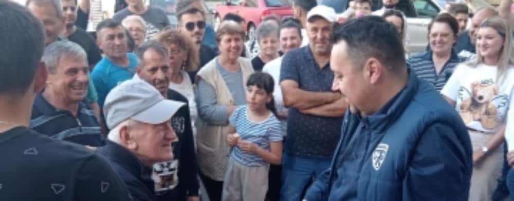 Candidatul PSD la Primăria Ploiești, Andrei Volosevici, întâlnire cu sute de locuitori, în cartierele Mihai Bravu și Cina