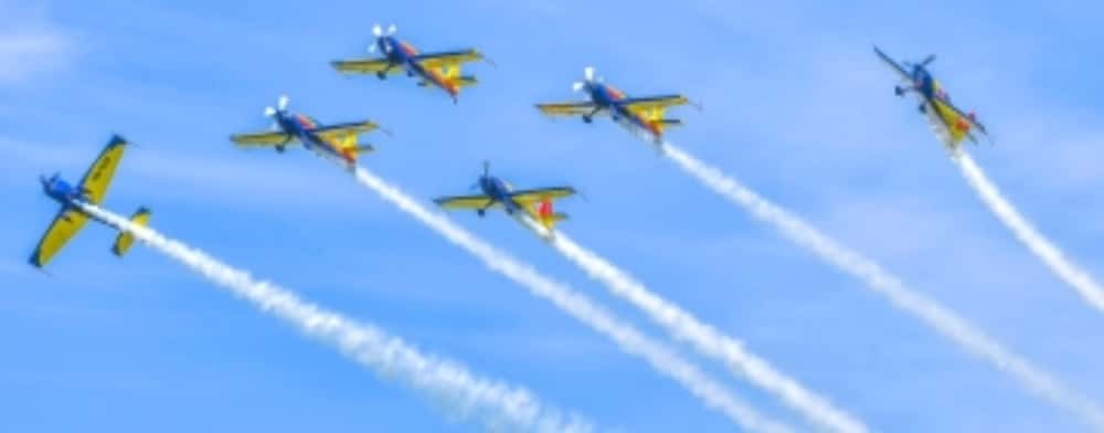 UPDATE/ Super-spectacol aviatic, de Ziua Copilului, la aerodromul Strejnic! Echipaje de elită vor evolua în acrobații aeriene, lângă Ploiești