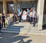 633.431 de prahoveni sunt așteptați duminică la urne. A început distribuirea buletinelor de vot în circumscripțiile electorale