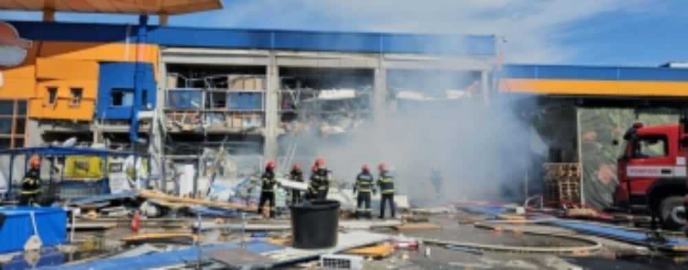 Explozie într-un magazin Dedeman din Botoșani! S-a activat planul roșu de intervenție