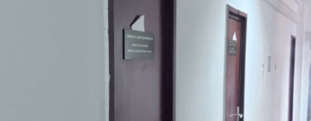 Mesaj împotriva conducerii Consiliului Județean, la fiecare birou din Palatul Administrativ: ”Nu trebuie să fim și noi trași după ei. Fiți puternici, mai e puțin!”