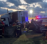 Update /Cinci persoane, implicate într-un accident produs pe DN 72, între un TIR și un autoturism