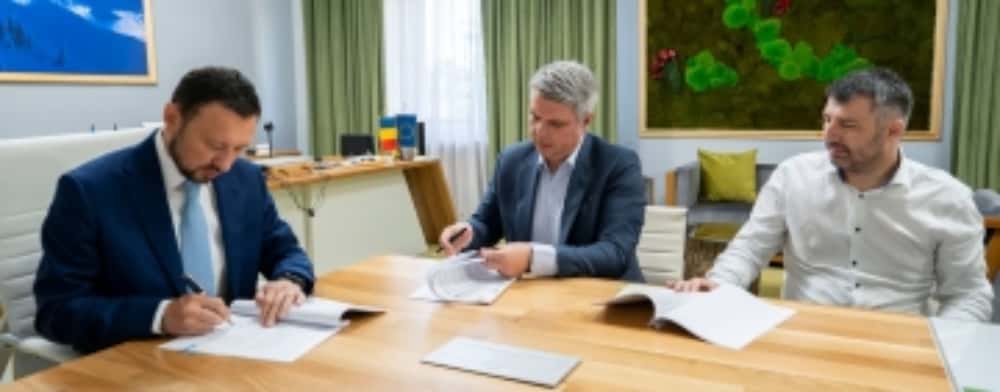 Pădurile României vor fi monitorizate cu camere video! A fost semnat contractul la Ministerul Mediului