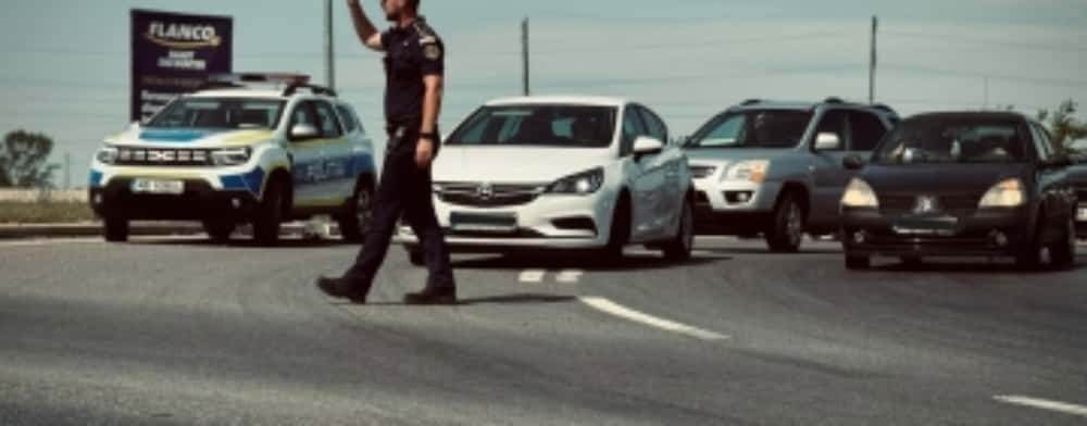 Agenții de la Poliția Rutieră Prahova, pe principalele artere rutiere la final de minivacanță de Rusalii