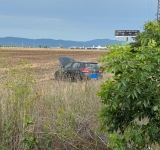 Accident pe DN1, zona Băicoi. Unul dintre autoturismele implicate a ajuns pe câmp
