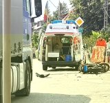 Motociclist rănit într-un accident, pe DN1B, la Valea Călugărească