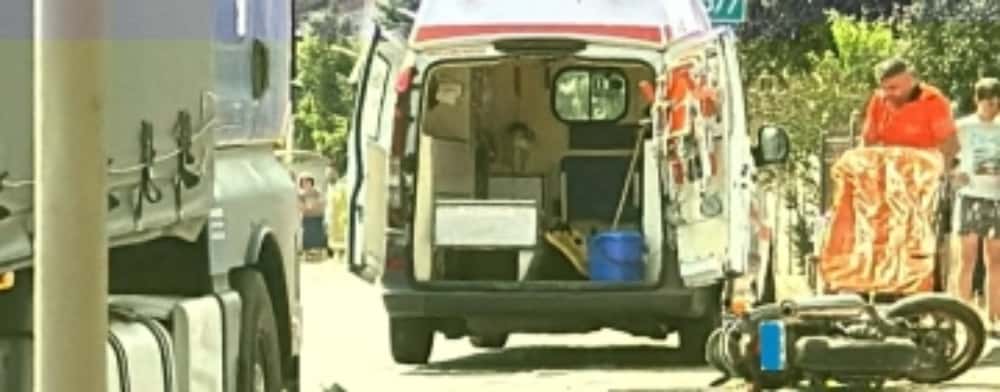 Motociclist rănit într-un accident, pe DN1B, la Valea Călugărească