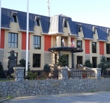 141.000 de euro pentru ”formarea profesională” a angajaților Primăriei Brazi și a consilierilor locali!