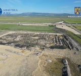 Unul dintre constructorii de pe lotul 2 al autostrăzii A7 Dumbrava-Buzău, în vizorul Parchetului General. Acuzația: a excavat fără licență gropile de împrumut