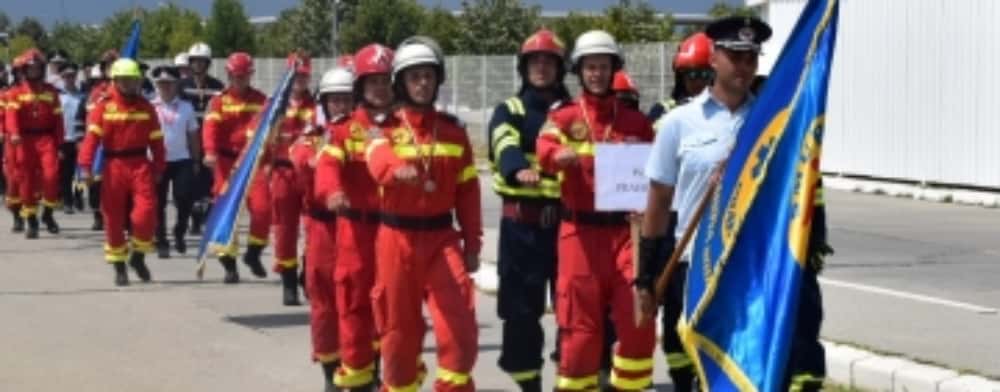 Echipajul de prim ajutor al ISU Prahova, pe podium la Competiția Națională de Descarcerare și de Acordare a Primului Ajutor Calificat