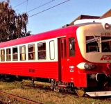 Cinci trenuri Regio Călători - anulate pe ruta Ploiești - Urziceni. Se montează tablierul la pasajul autostrăzii A7 care trece peste calea ferată