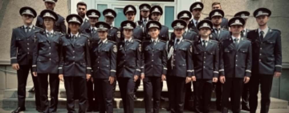 Poliția prahoveană își mărește efectivele: 22 de ofițeri, absolvenți ai Academiei de Poliție, au fost repartizați în Prahova